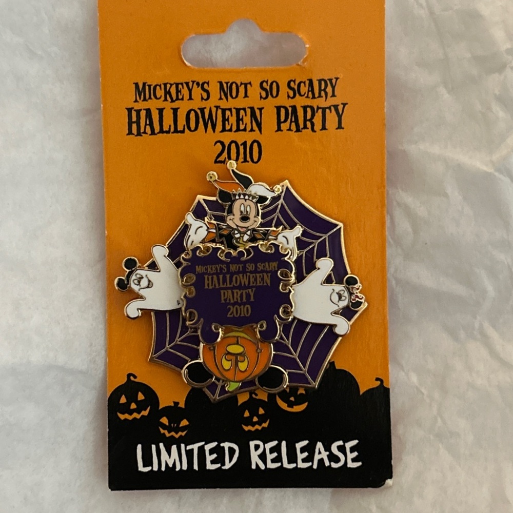 Walt‎ Disney World Mickey's Not So Scary Halloween Party 2010 Trading Pin WDW